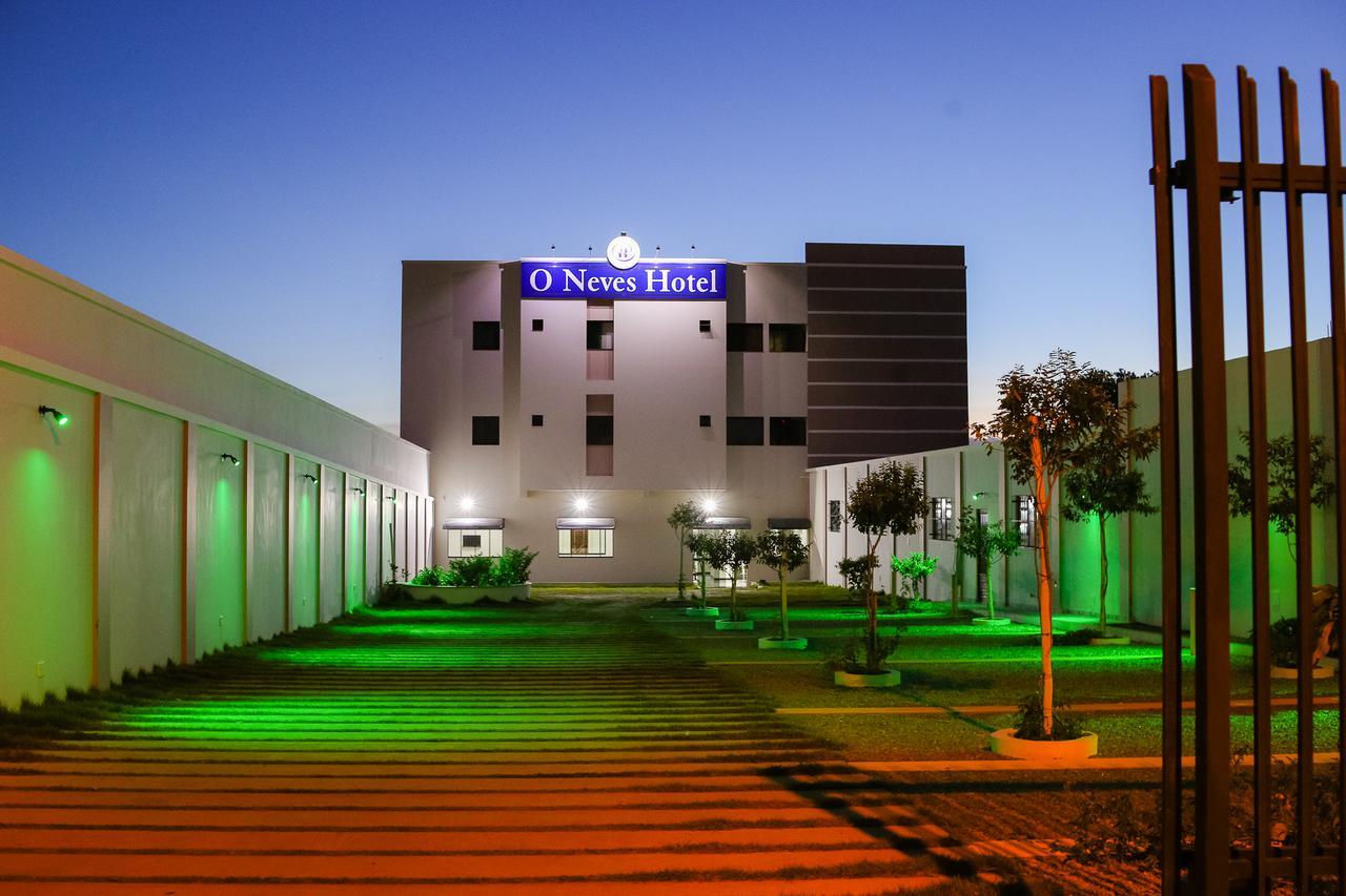O Neves Hotel กัวนัมบี ภายนอก รูปภาพ