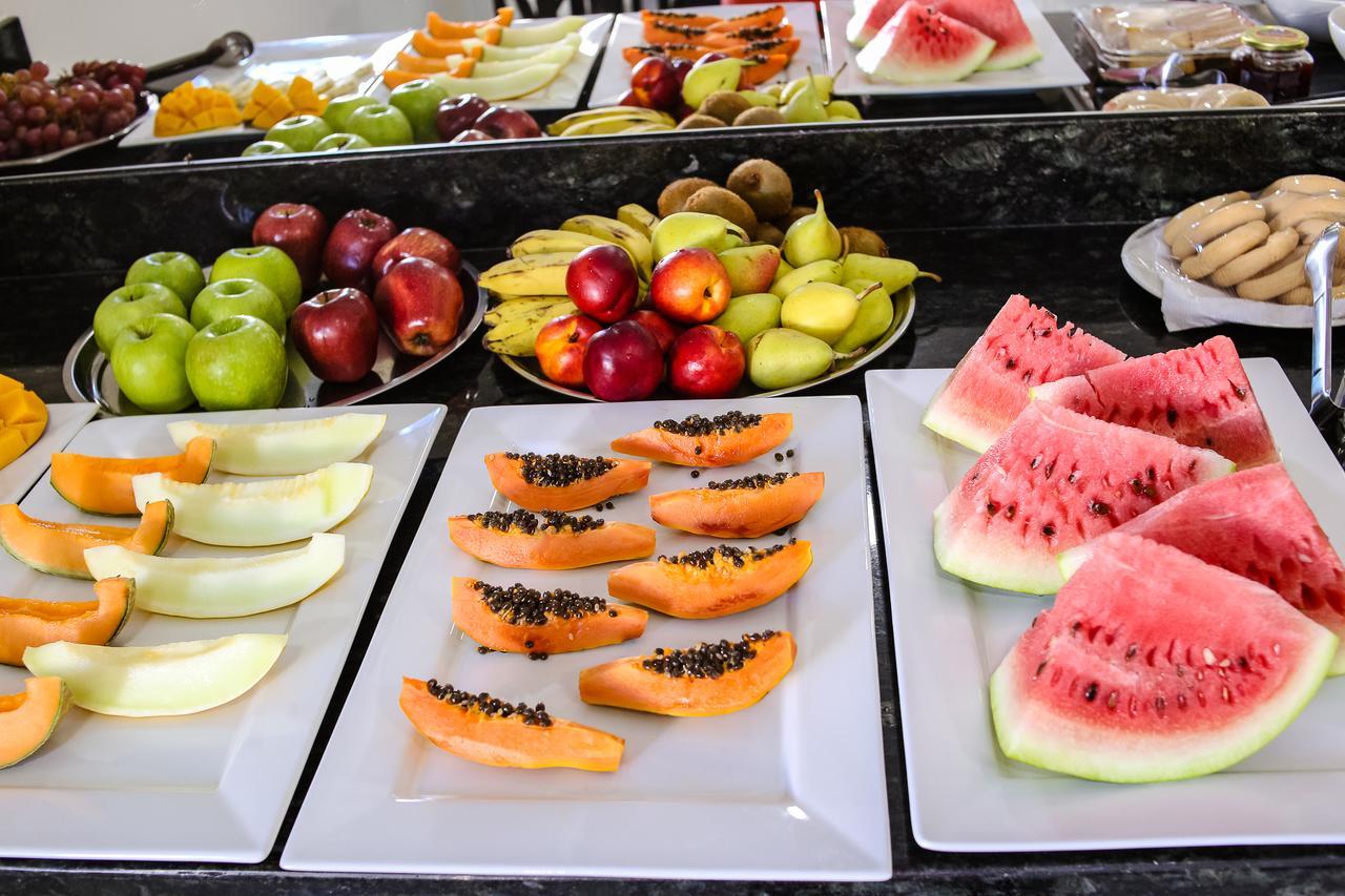 O Neves Hotel กัวนัมบี ภายนอก รูปภาพ